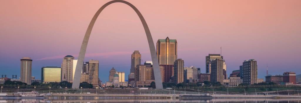 21 Hotels with Park Stay Fly Packages Near STL Airport