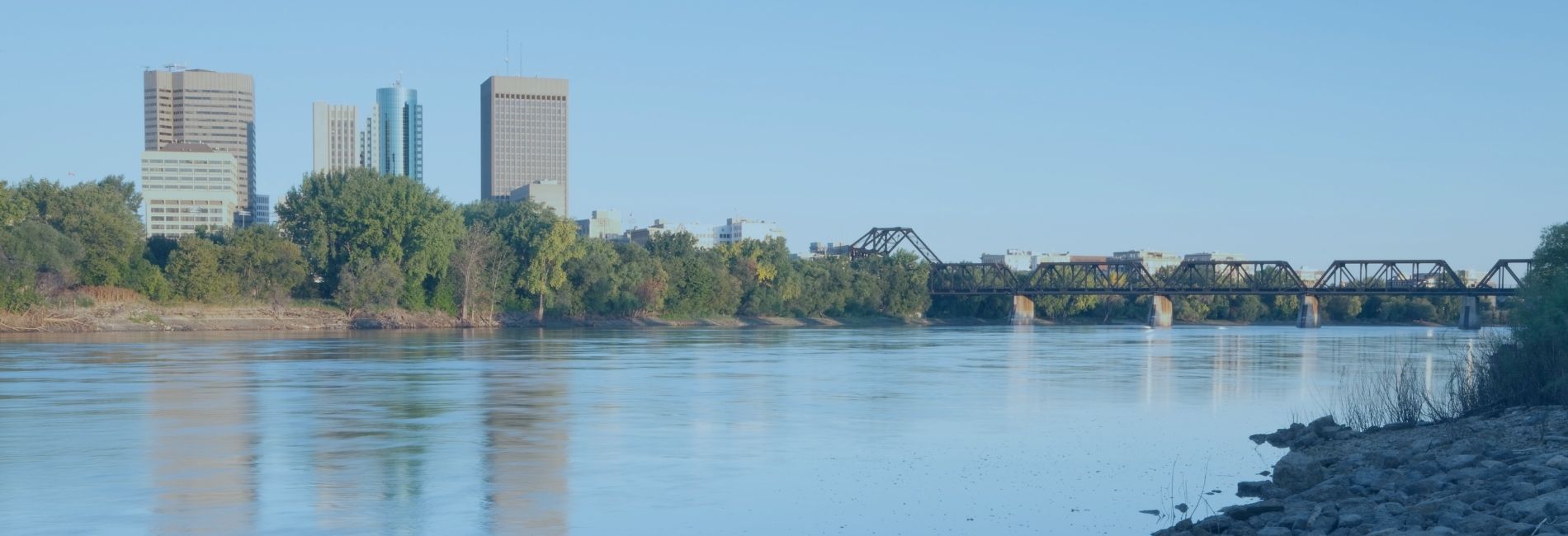 5 Hotels with Park Stay Fly Packages Near ywg Airport