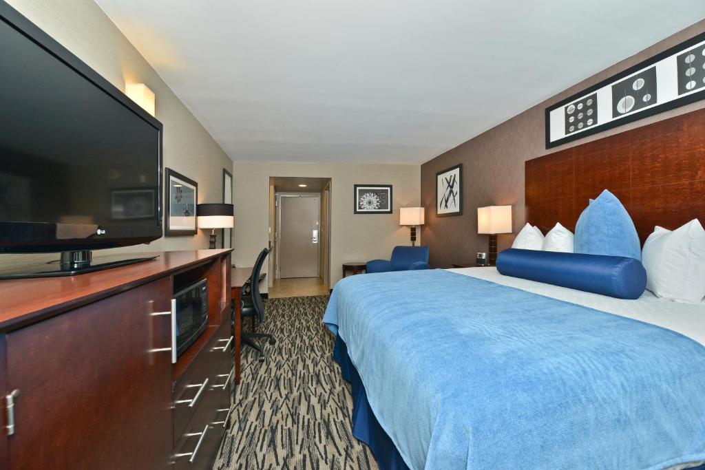 Wyndham Garden Elk Grove Village/O'Hare , IL 60007 near Ohare International Airport View Point 6