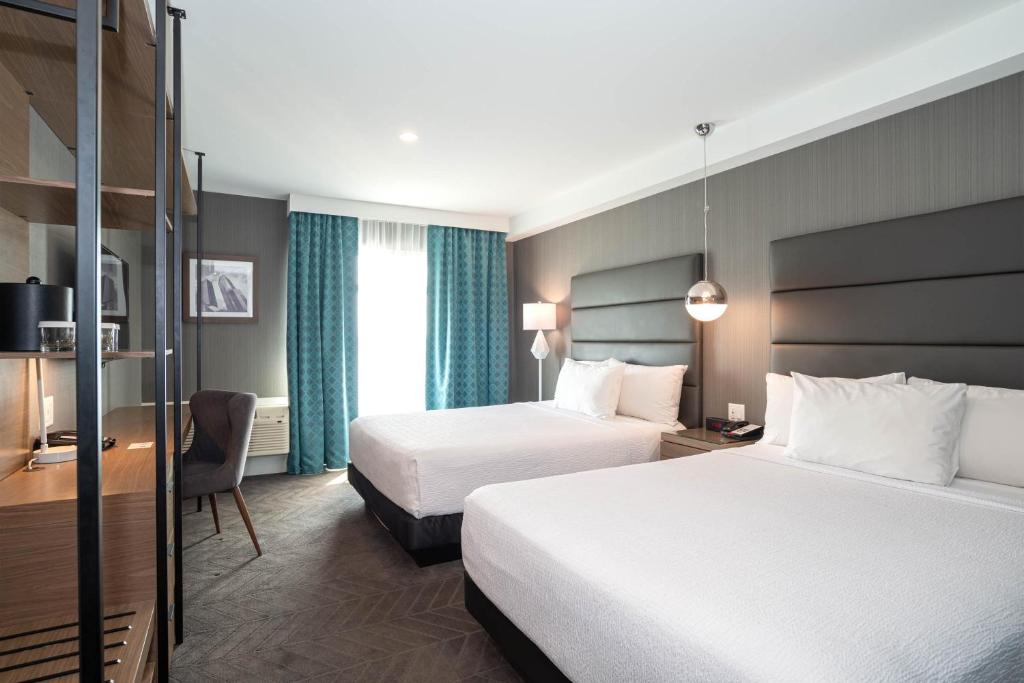 Sandman Signature Calgary Airport Hotel , AB T3J 4V7 near Calgary International Airport View Point 16
