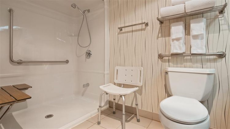 Best Western Plus Travel Hotel Toronto Airport , ON M9C5K5 near Toronto Pearson Airport View Point 9