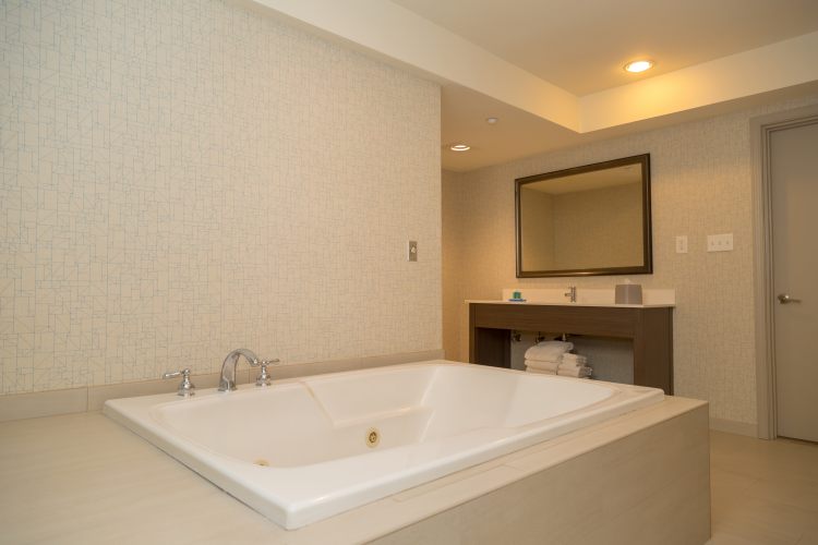 Holiday Inn Express San Diego Airport-Old Town, an IHG Hotel , CA 92110 near San Diego International Airport View Point 18
