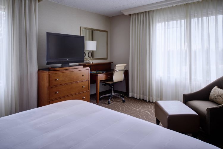 Detroit Metro Airport Marriott , MI 48174 near Detroit Metropolitan Wayne County Airport View Point 21