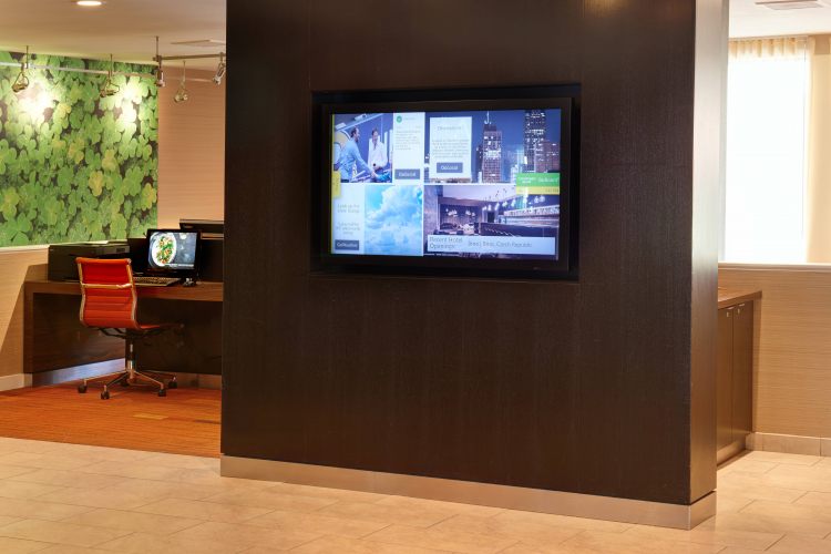 Courtyard by Marriott Detroit Metro Airport Romulus , MI 48174 near Detroit Metropolitan Wayne County Airport View Point 5