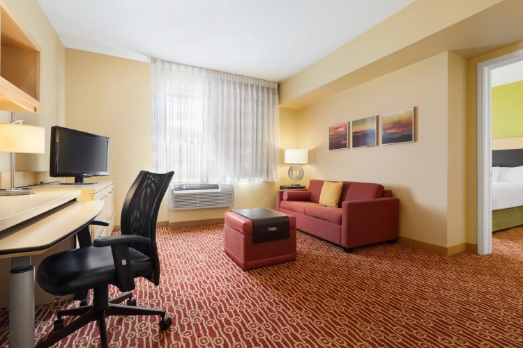 TownePlace Suites Denver Airport at Gateway Park , CO 80239 near Denver International Airport (succeeded Stapleton Airport) View Point 24