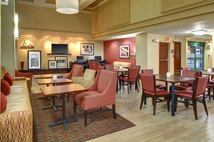 Hampton Inn & Suites Tampa/Ybor City/Downtown , FL 33605 near Tampa Cruise Port View Point 9