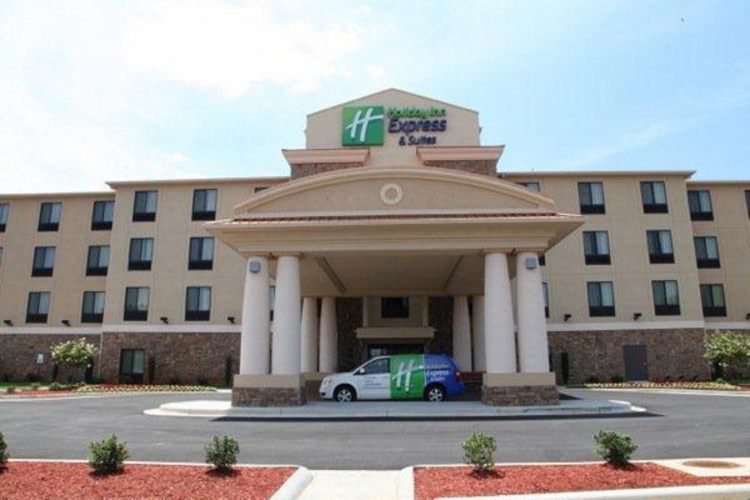 Holiday Inn Express & Suites Huntsville Airport , AL 35756 near Huntsville International Airport (carl T. Jones Field) View Point 1
