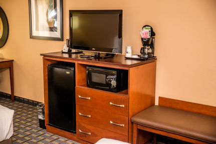 Holiday Inn Express Hotel & Suites Cocoa Beach, an IHG Hotel , FL 32931 near Port Canaveral Cruise View Point 14