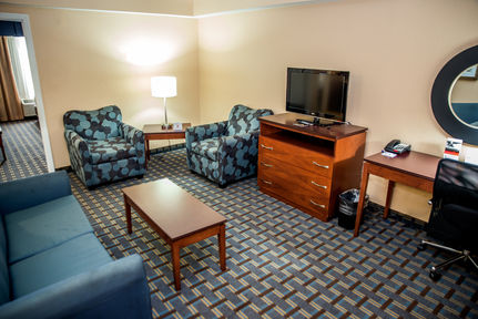 Holiday Inn Express Hotel & Suites Cocoa Beach, an IHG Hotel , FL 32931 near Port Canaveral Cruise View Point 19