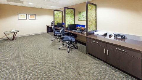 Holiday Inn Express Little Rock-Airport, an IHG Hotel , AR 72206 near Bill and Hillary Clinton National Airport -Little Rock National Airport (adams F View Point 2