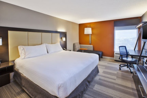 Holiday Inn Express & Suites Chicago-Midway Airport, an IHG Hotel , IL 60638 near Midway International Airport View Point 24