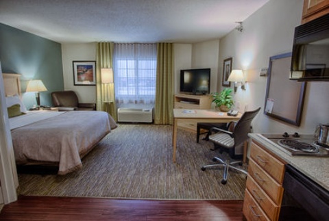 Candlewood Suites Fargo-N. Dakota State Univ. , ND 58102 near Hector International Airport View Point 46