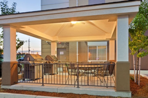 Candlewood Suites Portland-Airport , OR 97220 near Portland International Airport View Point 5