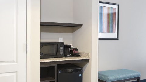 Holiday Inn Indianapolis Airport Hotel , IN 46241 near Indianapolis International Airport View Point 4