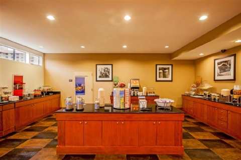 Hampton Inn New York - LaGuardia Airport , NY 11369 near Laguardia Airport View Point 15