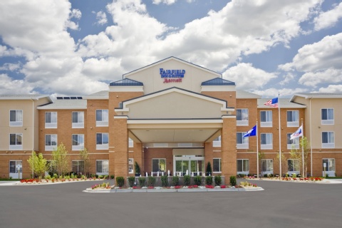 Fairfield Inn & Suites by Marriott Milwaukee Airport , WI 53154 near General Mitchell International Airport View Point 1