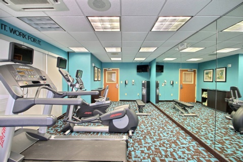 Fairfield Inn & Suites by Marriott Milwaukee Airport , WI 53154 near General Mitchell International Airport View Point 13