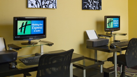 Holiday Inn Express Hotel & Suites Saginaw, an IHG Hotel , MI 48604 near MBS International Airport View Point 4