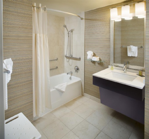 DoubleTree by Hilton Baltimore - BWI Airport , MD 21090 near Baltimore-washington International Thurgood Marshall Airport View Point 17
