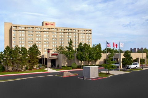 Buffalo Marriott Niagara , NY 14221 near Buffalo Niagara International Airport View Point 1