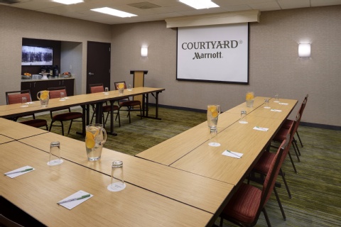 Courtyard by Marriott Indianapolis Airport , IN 46241 near Indianapolis International Airport View Point 11