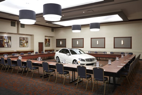 Courtyard by Marriott Montreal Airport , QC H4M 2Z5 near Montreal-Pierre Elliott Trudeau Int. Airport View Point 9