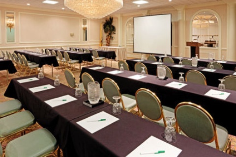 Red Roof Inn PLUS+ Woodbridge - Linden/Carteret , NJ 07008 near Newark Liberty International Airport View Point 5