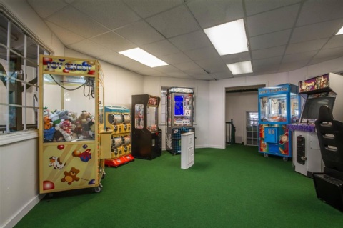 COMFORT SUITES APPLETON AIRPORT , WI 54914 near Appleton International Airport View Point 4
