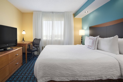 Fairfield Inn & Suites Minneapolis-St. Paul Airport , MN 55120 near Minneapolis-saint Paul International Airport (wold-chamberlain Field) View Point 22