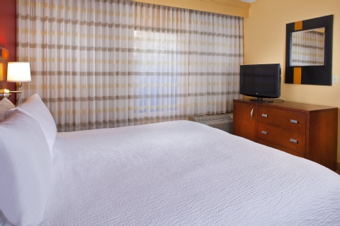 Courtyard by Marriott Orlando Airport , FL 32812 near Orlando International Airport View Point 24