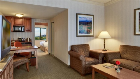 DoubleTree Suites by Hilton Phoenix , AZ 85008 near Sky Harbor International Airport View Point 16