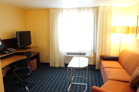 Country Inn & Suites by Radisson, Phoenix Airport, AZ , AZ 85034 near Sky Harbor International Airport View Point 20