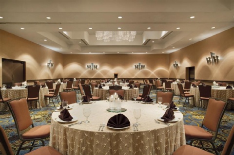 Embassy Suites by Hilton Phoenix Tempe , AZ 85282 near Sky Harbor International Airport View Point 3