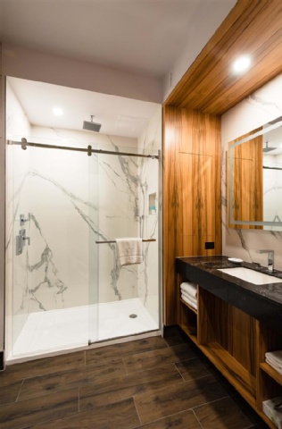 HYATT REGENCY CALGARY , AB T2G 5P6 near Calgary International Airport View Point 21