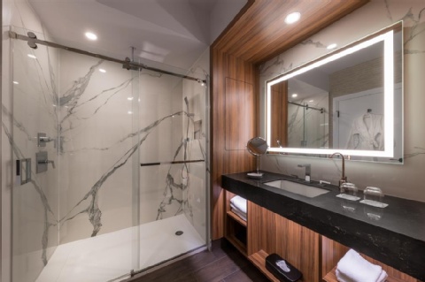 HYATT REGENCY CALGARY , AB T2G 5P6 near Calgary International Airport View Point 35