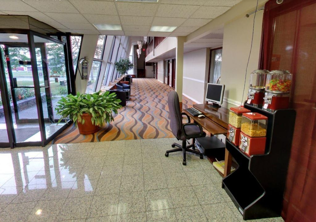 Baymont by Wyndham Montreal Airport , QC H4T 1A7 near Montreal-Pierre Elliott Trudeau Int. Airport View Point 18