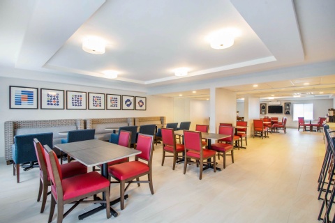 Holiday Inn Express & Suites Albany Airport - Wolf Road by IHG , NY 12205 near Albany International Airport View Point 8
