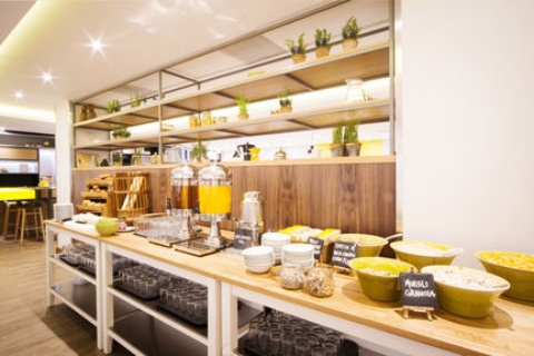 Holiday Inn London - Gatwick Airport ,  RH6 0BA  near Gatwick Airport View Point 12