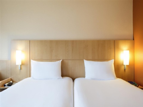 Hotel ibis Schiphol Amsterdam Airport ,  1171 PK near Amsterdam Airport Schiphol View Point 47