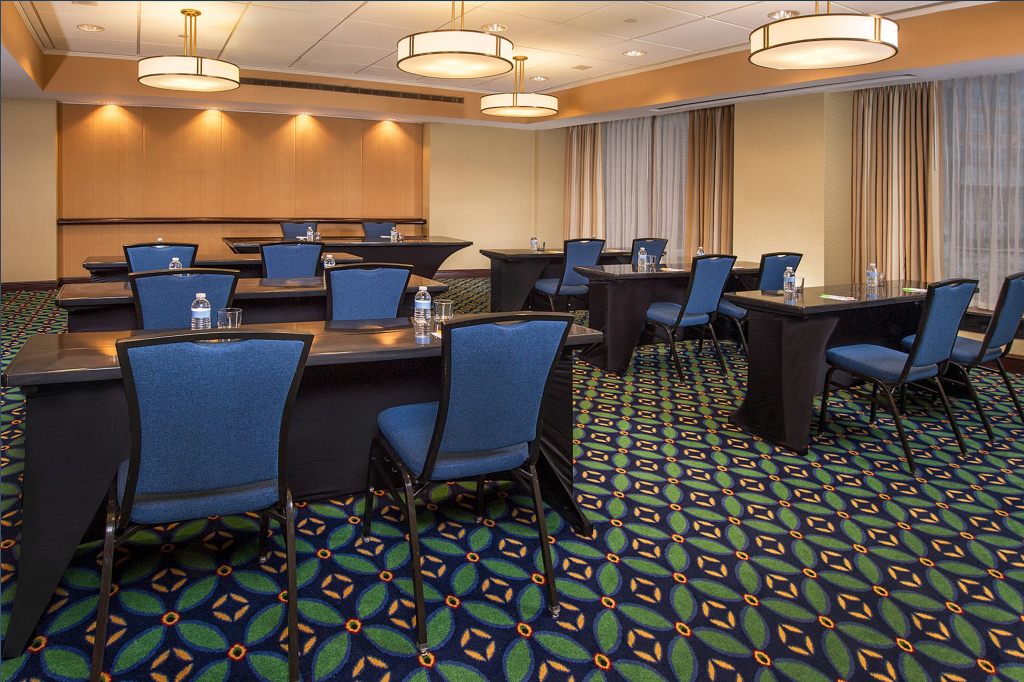 Courtyard by Marriott Arlington Crystal City/Reagan National Airport , VA 22202 near Ronald Reagan Washington National Airport View Point 6