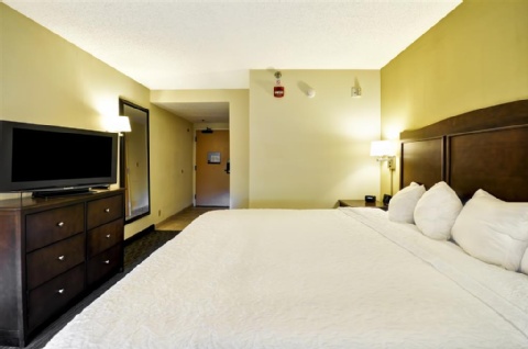 Hampton Inn Kansas City - Airport , MO 64153 near Kansas City International Airport View Point 29