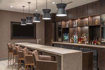 Holiday Inn Boston Logan Airport - Chelsea, an IHG Hotel , MA 02150 near Boston Logan International Airport View Point 15