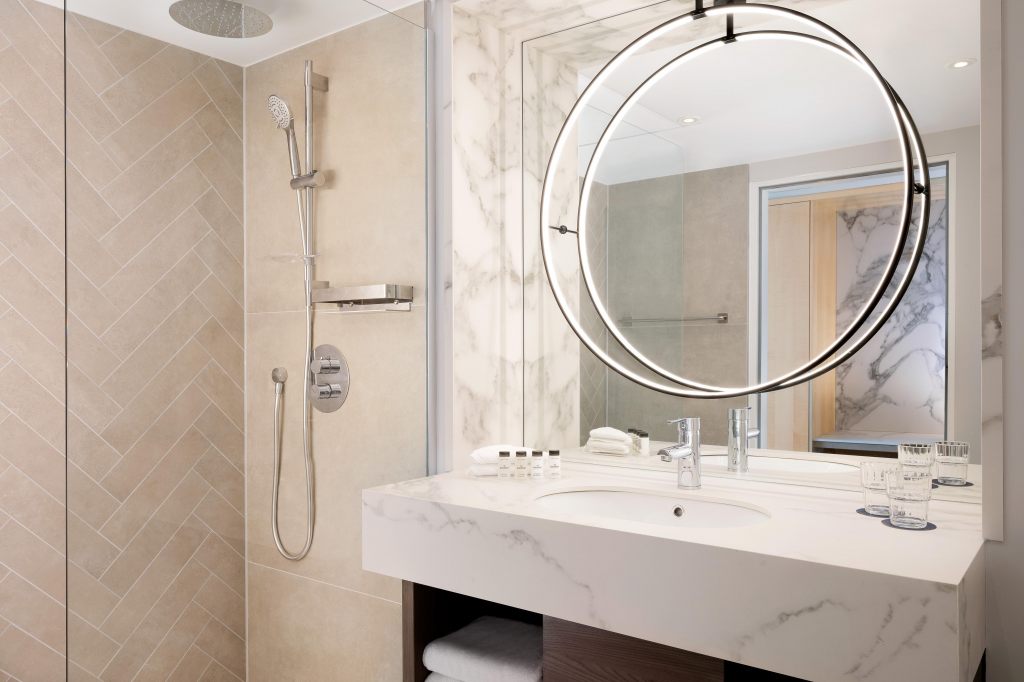 Sheraton Frankfurt Airport Hotel & Conference Center ,  60549 near Frankfurt Airport View Point 2