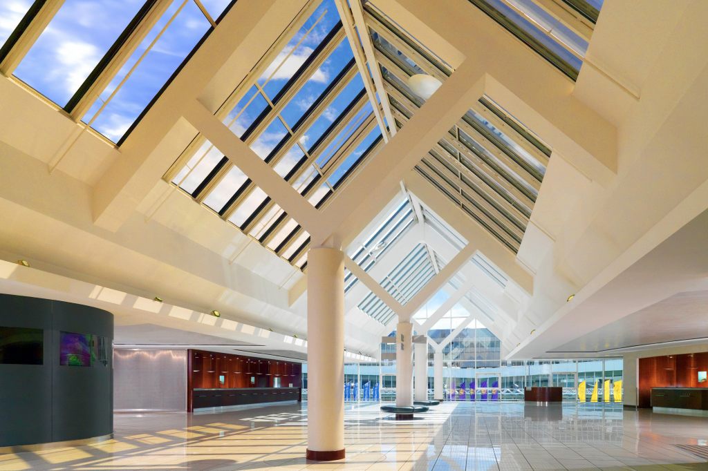 Sheraton Frankfurt Airport Hotel & Conference Center ,  60549 near Frankfurt Airport View Point 18