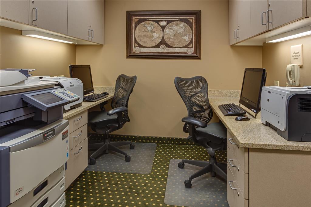 Hilton Garden Inn Cleveland Airport , OH 44135 near Cleveland Hopkins International Airport View Point 8