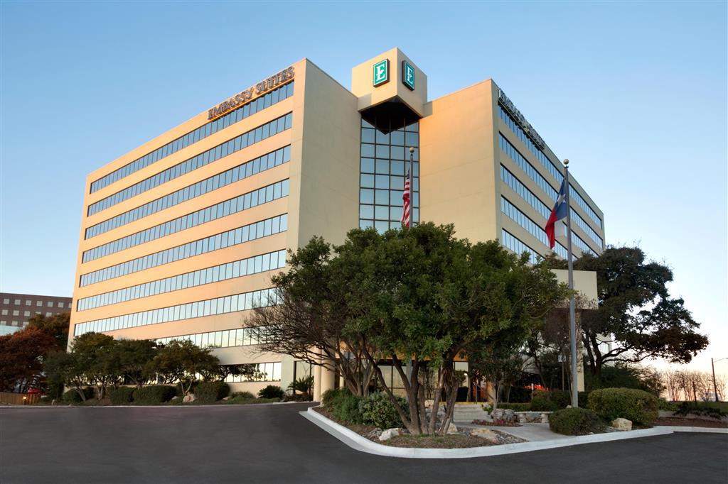 Embassy Suites by Hilton San Antonio Airport , TX 78216 near San Antonio International Airport View Point 1