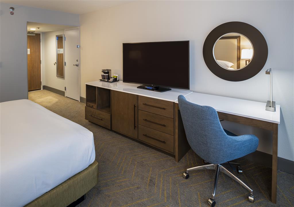 Doubletree By Hilton Madison East , WI 53704 near Dane County Regional Airport (truax Field) View Point 56
