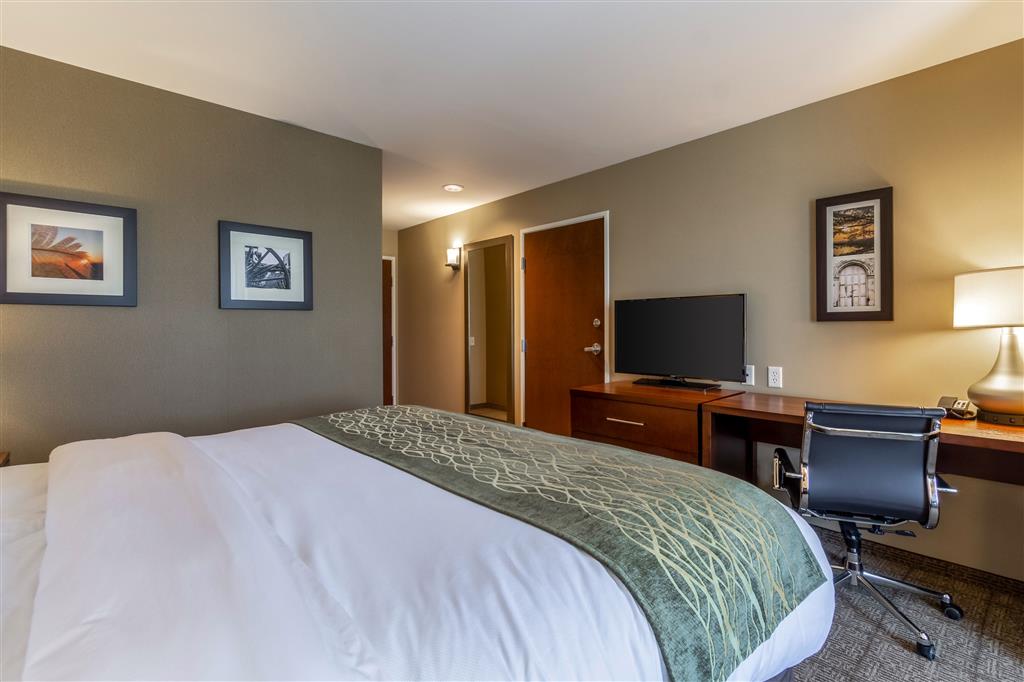 Comfort Inn and Suites Harrisburg Airport , PA 17057 near Harrisburg International Airport View Point 24