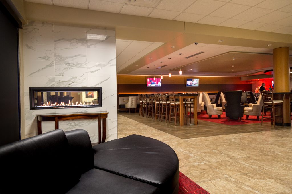 Holiday Inn Des Moines-Airport Conference Center, an IHG Hotel , IA 50321 near Des Moines International Airport View Point 16