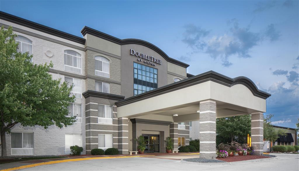 Hilton Garden Inn Des Moines Airport , IA 50321 near Des Moines International Airport View Point 1